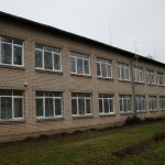 Pušas pagasta administrācijas ēkas logu un durvju nomaiņa