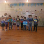 Verēmu pamatskolas pirmklasnieki sagatavojuši dzejas kompozīciju un zīmējumus