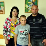 Viktors ar vecākiem Irinu un Aleksandru Šemeņeviem